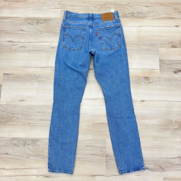 Levi’s Premium Wedgie Straight Jeans High Rise Button Fly Size 25 distressed - Picture 7 of 9